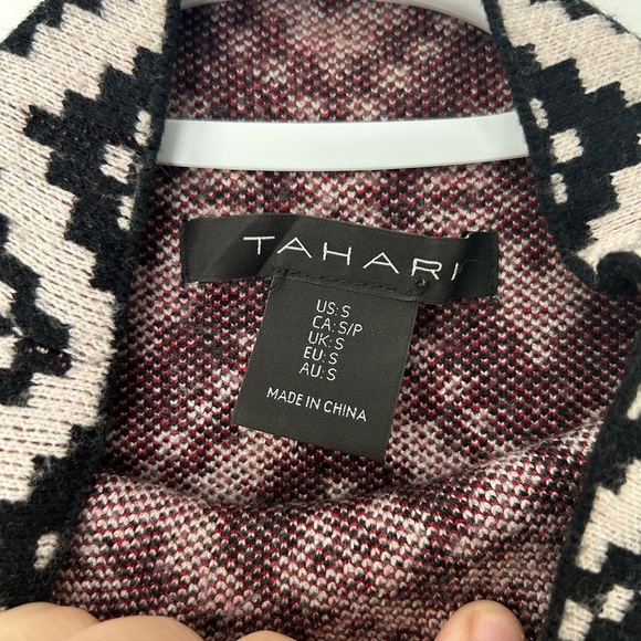 Tahari Winter Fair Isle Pull Over Aztec Print Boxy Mock Neck Sweater - Picture 3 of 6